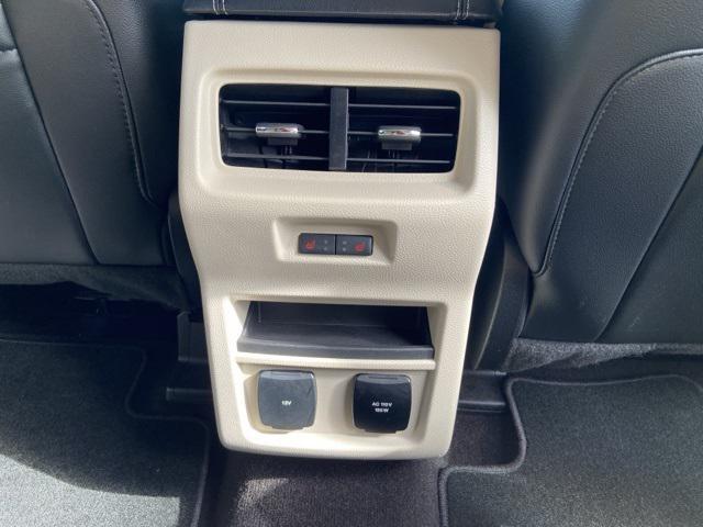 used 2019 Ford Edge car, priced at $13,870