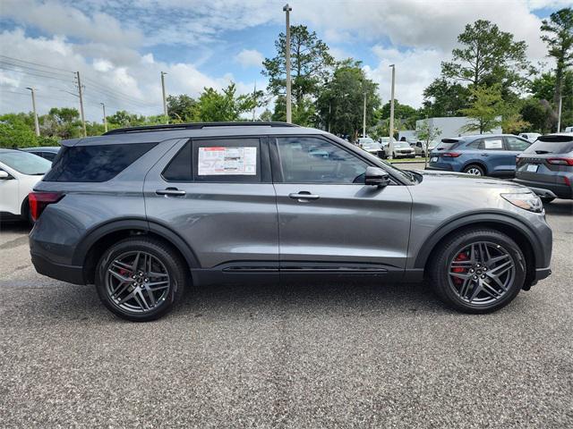 new 2025 Ford Explorer car, priced at $56,332