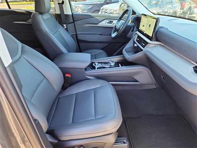 new 2025 Ford Explorer car, priced at $45,665