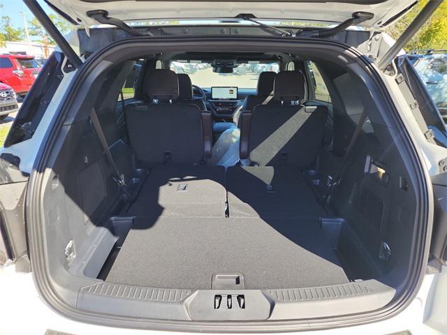 new 2025 Ford Explorer car, priced at $55,215