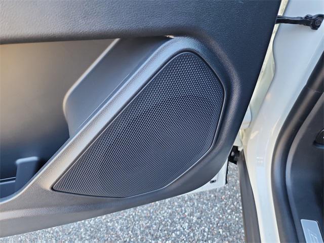 new 2025 Ford Explorer car, priced at $55,215