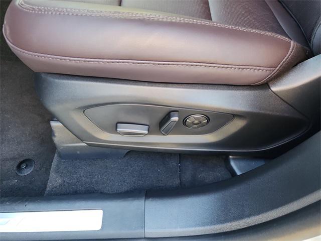 new 2025 Ford Explorer car, priced at $55,215