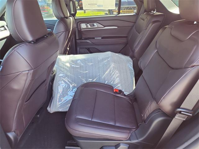 new 2025 Ford Explorer car, priced at $55,215