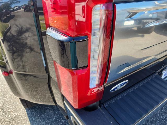 new 2025 Ford F-450 car, priced at $100,455