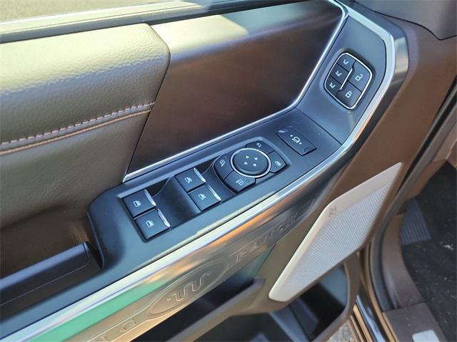 new 2025 Ford F-450 car, priced at $100,455