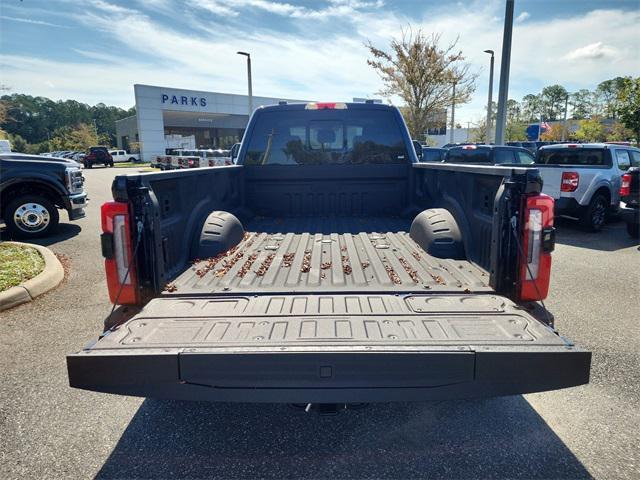 new 2025 Ford F-450 car, priced at $106,955