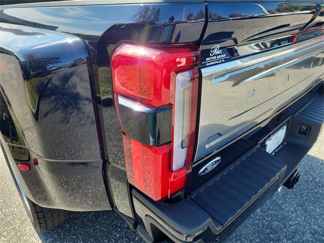new 2025 Ford F-450 car, priced at $106,955