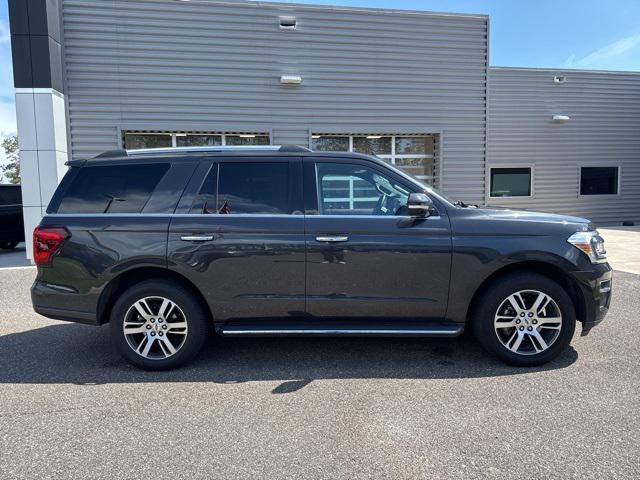 used 2023 Ford Expedition car, priced at $45,420