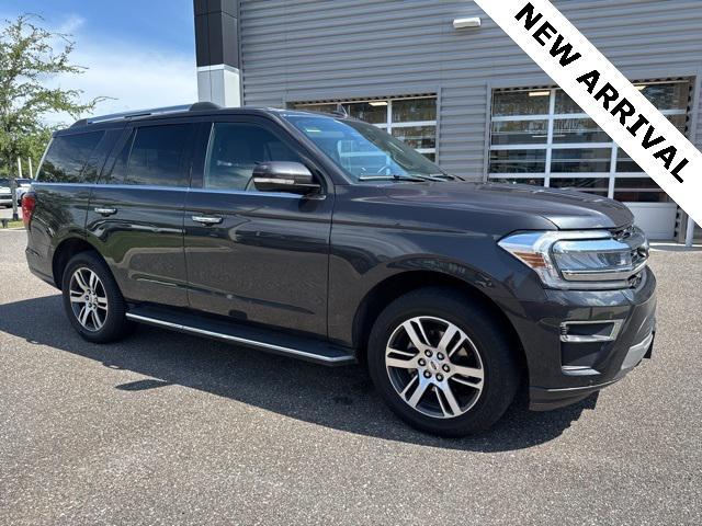 used 2023 Ford Expedition car, priced at $45,420