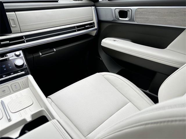 used 2024 Hyundai Santa Fe car, priced at $43,995