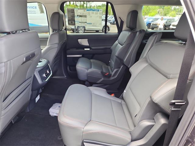 new 2025 Ford Expedition Max car, priced at $71,705