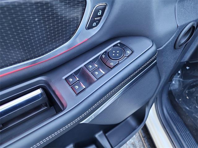 new 2025 Ford Expedition car, priced at $85,230