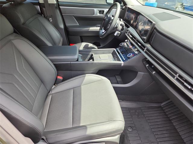 used 2025 Hyundai Santa Fe car, priced at $32,682