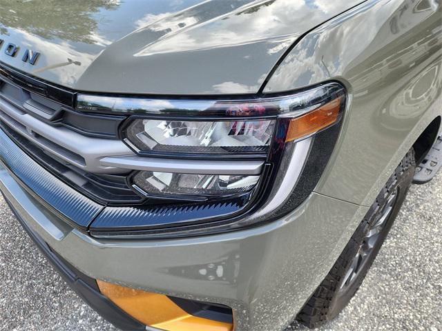 new 2025 Ford Expedition car, priced at $93,025