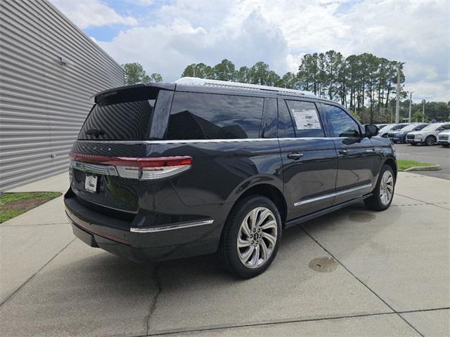 new 2024 Lincoln Navigator car, priced at $110,975