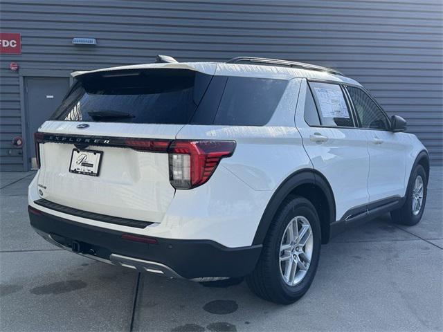 new 2025 Ford Explorer car, priced at $45,095