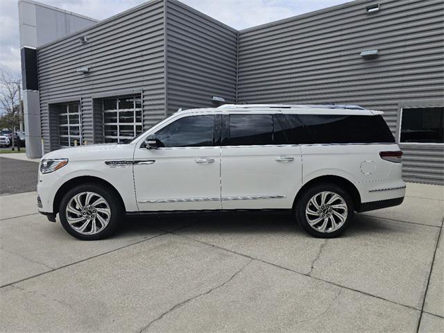 new 2024 Lincoln Navigator car, priced at $108,000