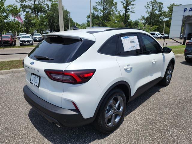 new 2025 Ford Escape car, priced at $30,724