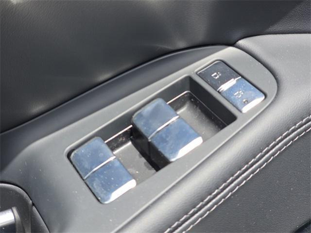 new 2025 Lincoln Navigator car, priced at $107,980
