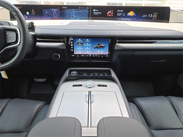 new 2025 Lincoln Navigator car, priced at $107,980