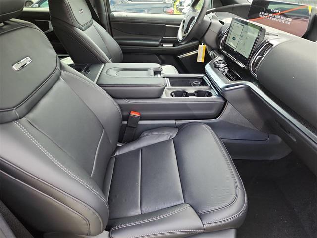 new 2025 Ford Expedition car, priced at $81,760