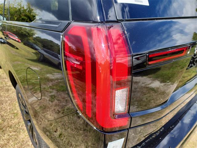 new 2025 Ford Expedition car, priced at $81,760