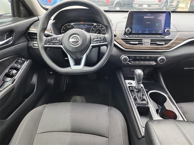 used 2023 Nissan Altima car, priced at $19,432