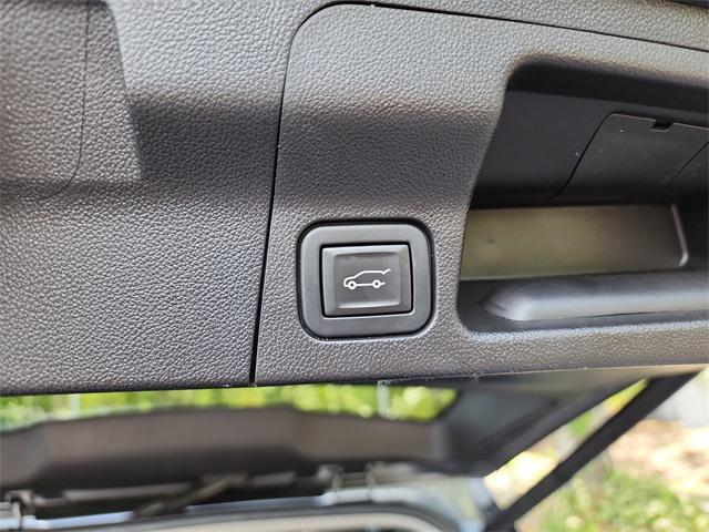used 2022 GMC Acadia car, priced at $33,519