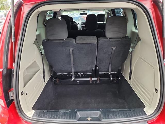 used 2016 Dodge Grand Caravan car