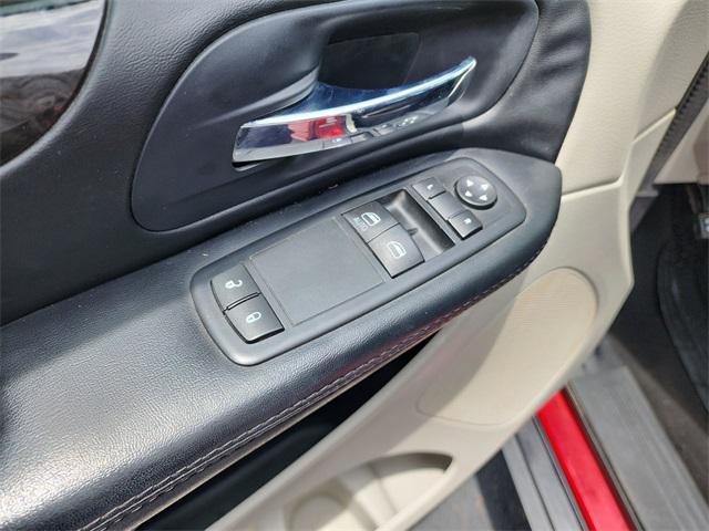 used 2016 Dodge Grand Caravan car