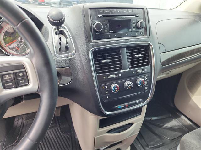 used 2016 Dodge Grand Caravan car