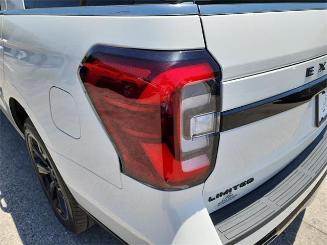 new 2024 Ford Expedition car, priced at $75,599