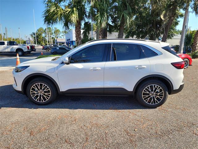 new 2025 Ford Escape PHEV car, priced at $45,620