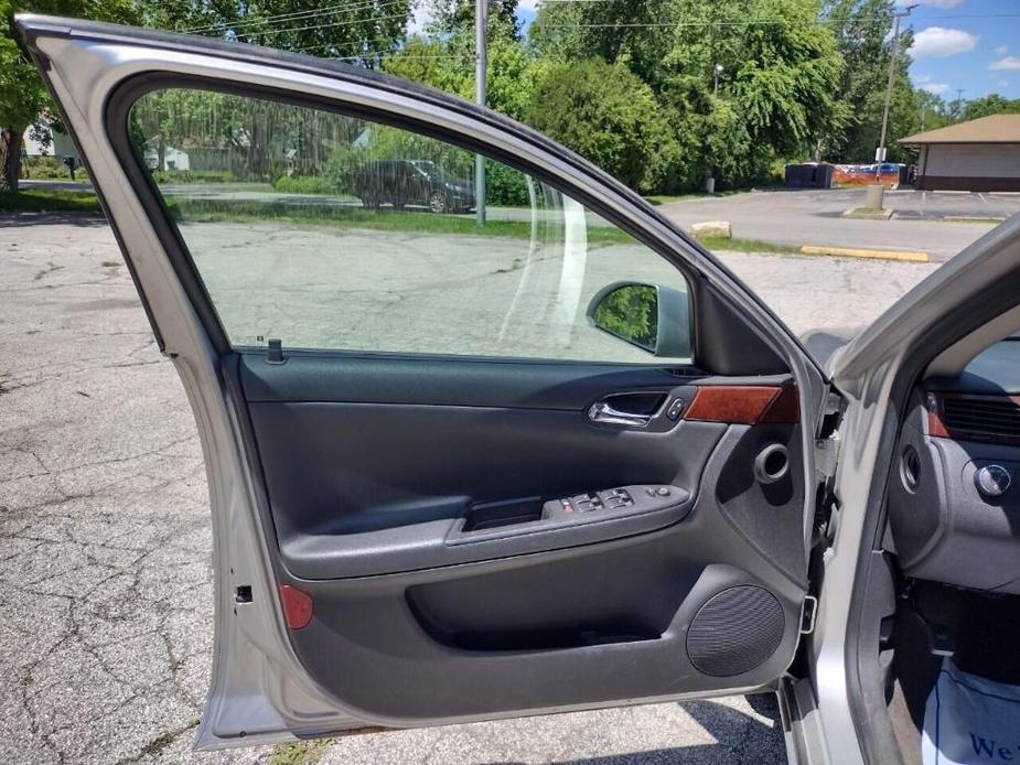 used 2006 Chevrolet Impala car, priced at $4,999