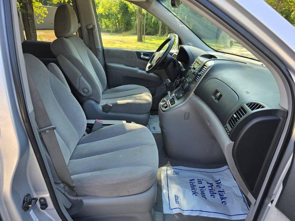 used 2007 Hyundai Entourage car, priced at $2,999