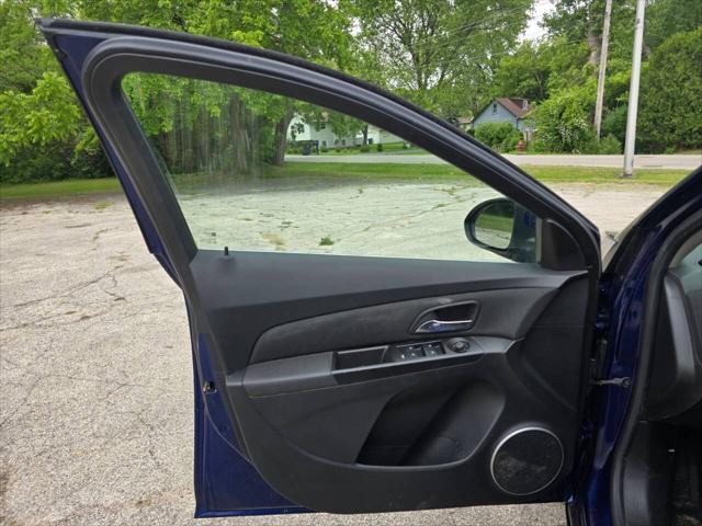 used 2012 Chevrolet Cruze car, priced at $2,999