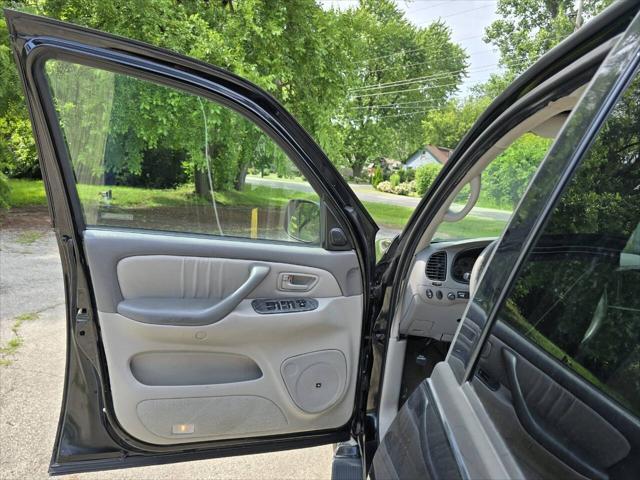used 2004 Toyota Sequoia car, priced at $2,999