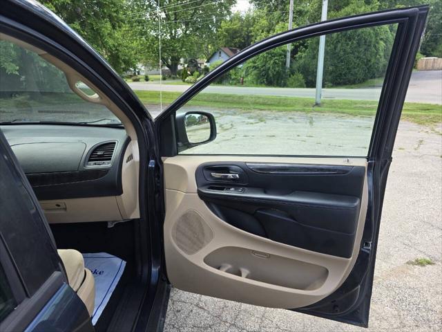 used 2014 Dodge Grand Caravan car, priced at $4,999