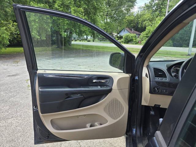 used 2014 Dodge Grand Caravan car, priced at $4,999