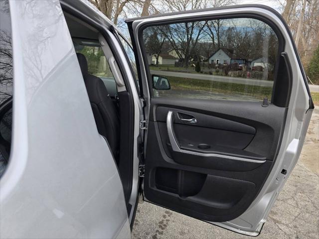 used 2012 GMC Acadia car, priced at $5,999