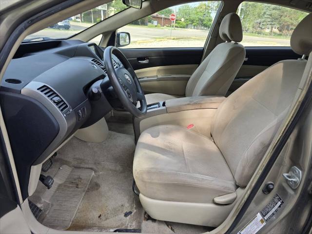 used 2004 Toyota Prius car, priced at $2,999