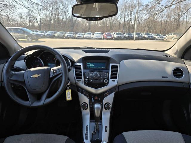 used 2013 Chevrolet Cruze car, priced at $3,999