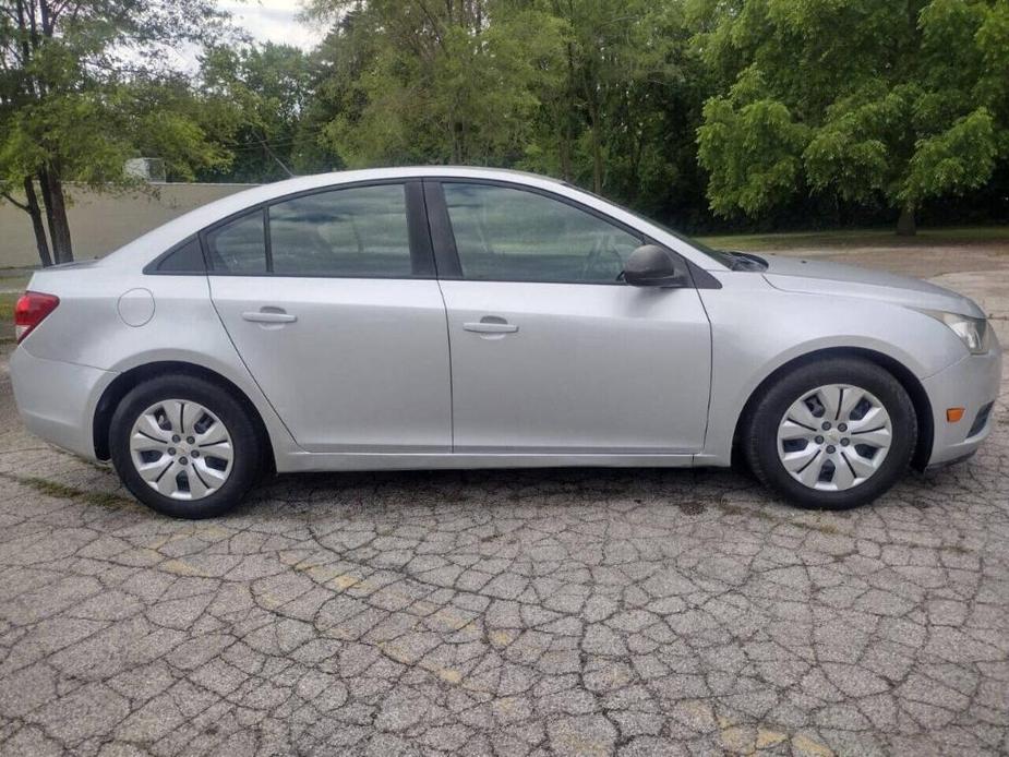 used 2013 Chevrolet Cruze car, priced at $4,999