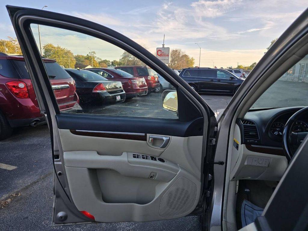 used 2007 Hyundai Santa Fe car, priced at $2,999