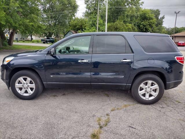 used 2007 Saturn Outlook car, priced at $4,999