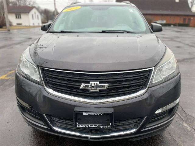 used 2013 Chevrolet Traverse car, priced at $5,999