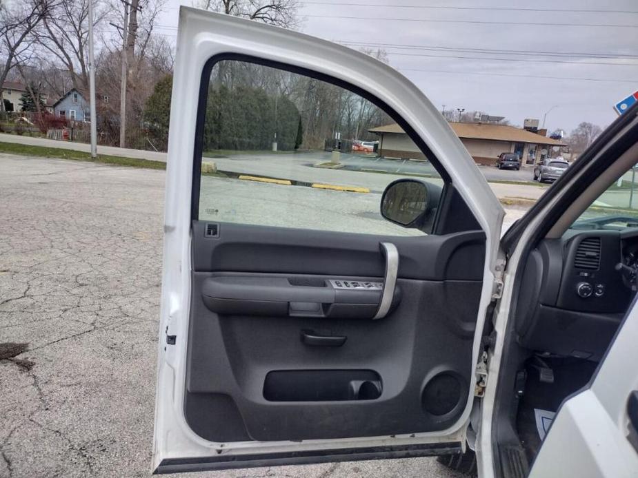 used 2009 Chevrolet Silverado 1500 car, priced at $7,999