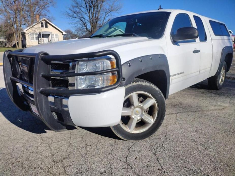 used 2009 Chevrolet Silverado 1500 car, priced at $7,999