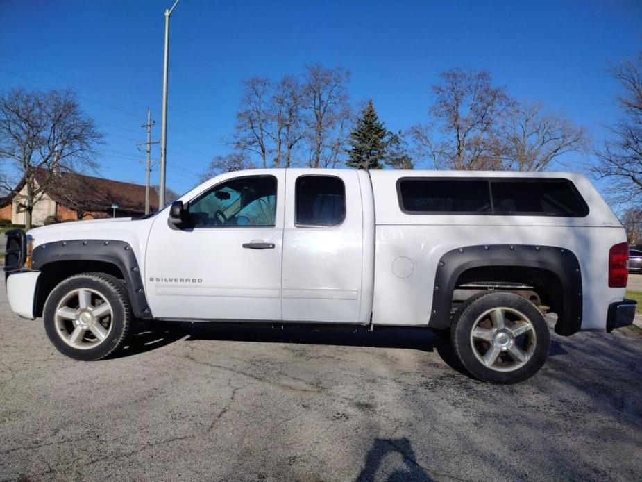 used 2009 Chevrolet Silverado 1500 car, priced at $7,999