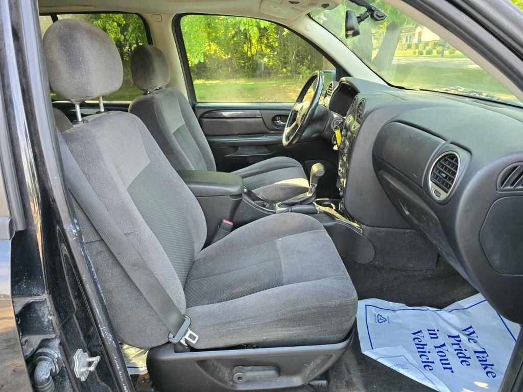 used 2008 GMC Envoy car, priced at $2,999